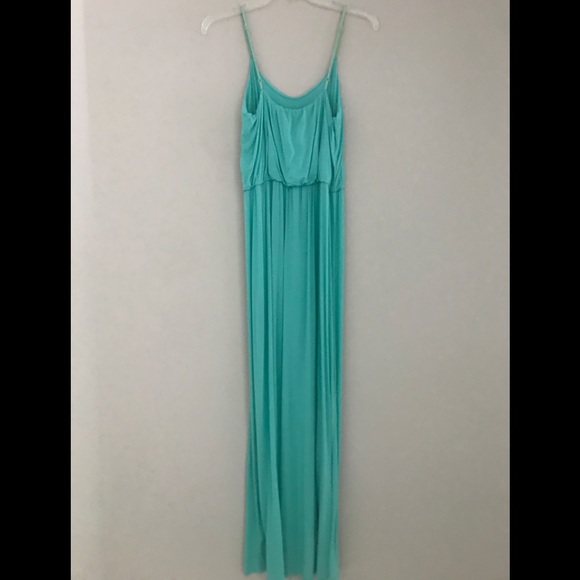 Maxi - Picture 4 of 7